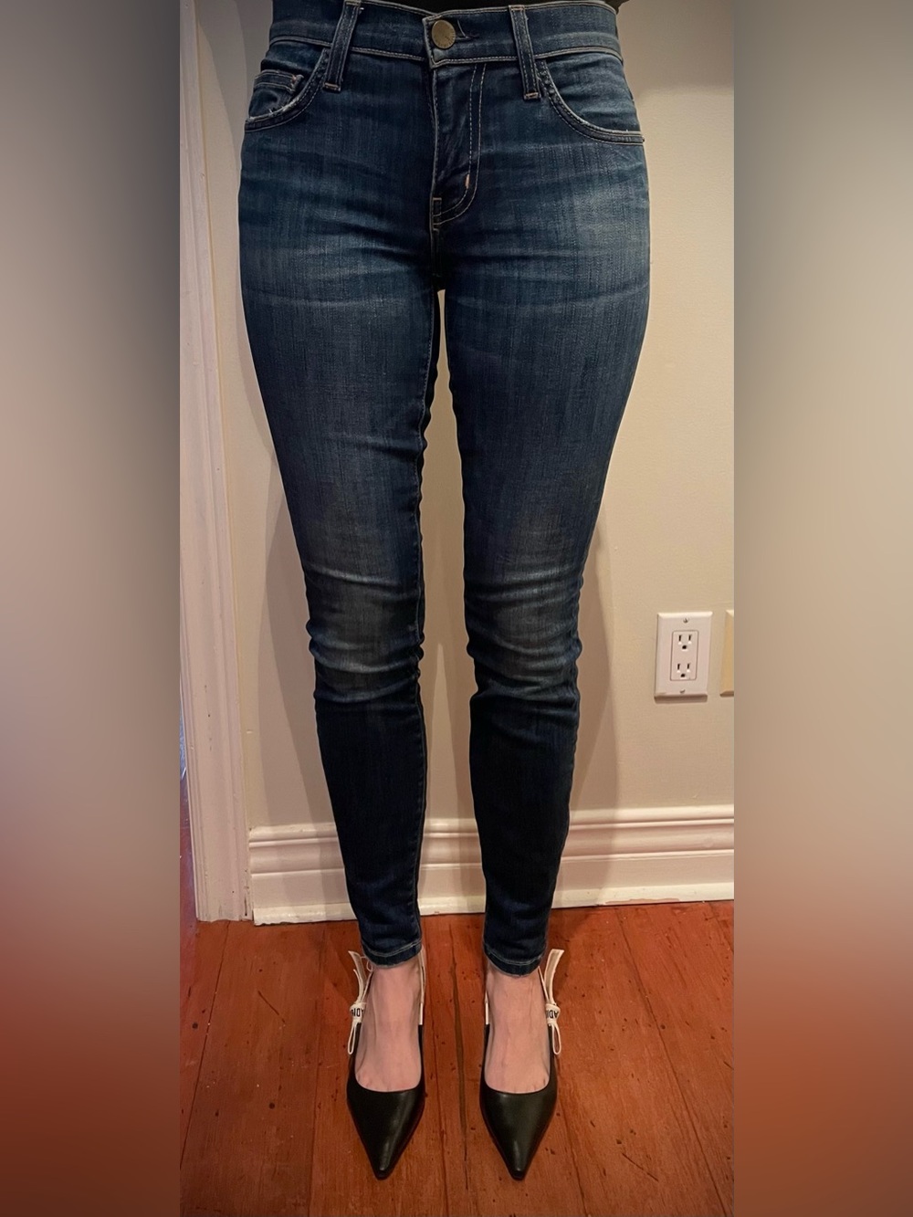Current/Elliott Women’s Skinny Jeans in Dark Blue Wash